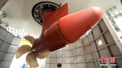 中国大型船舶即将跨入自主“吊舱